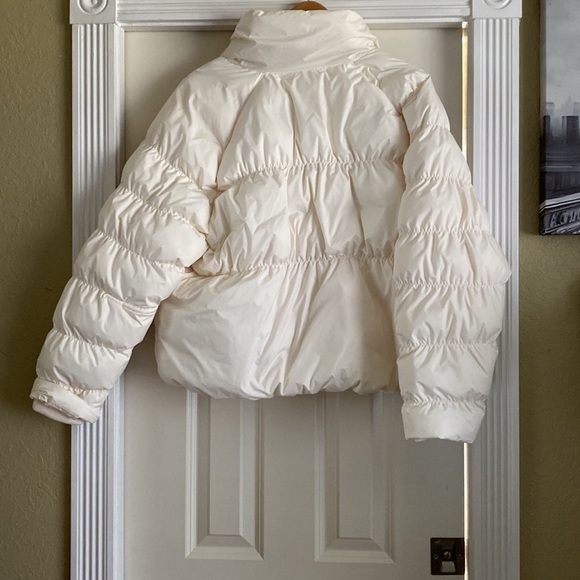 Nike Jacket - Picture 2 of 5